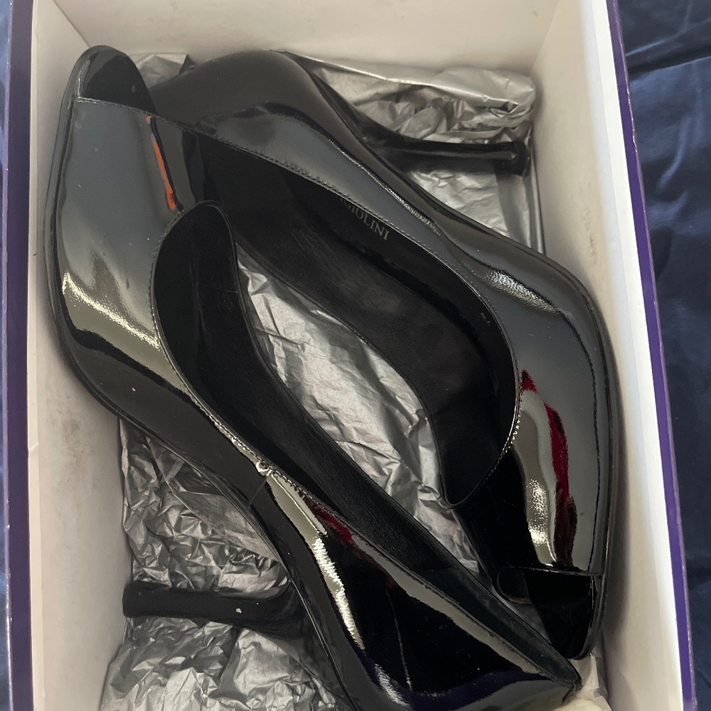 EAMAYLIE BLACK PATENT SHOES